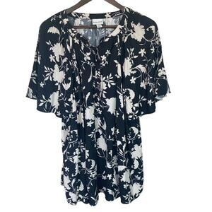Ava & Viv Black and Off White Floral Flowy Blouse - Size 2X